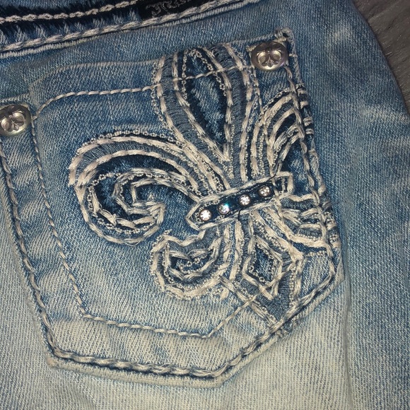 Miss Me Shorts - Picture 6 of 8